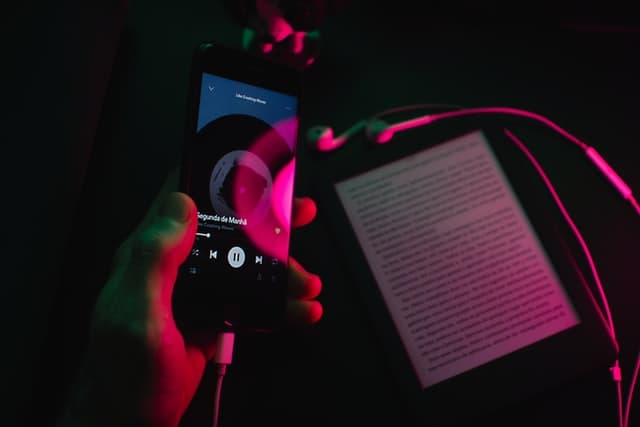4 Alasan Kenapa HP Tidak Bisa Memutar Musik dan Video + Solusinya!
